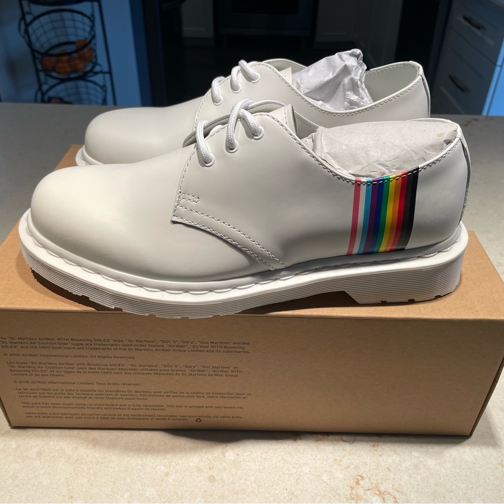 NEW Dr Martens 1461 White Leather Pride Core Shoes Ladies 9 Men 8 - Picture 3 of 10
